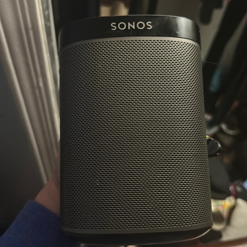 Sonos play wireless speaker stereo
